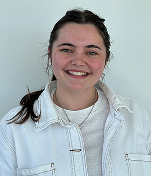 /i/Images/team/PaigeRichards300x350.jpg